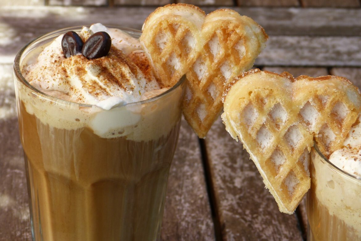 holiday-iced-coffee-coctail